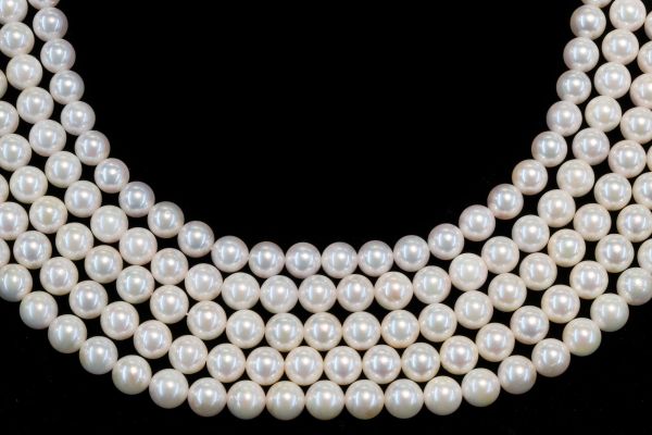 8.5-9mm Round Japanese Pearl Strand