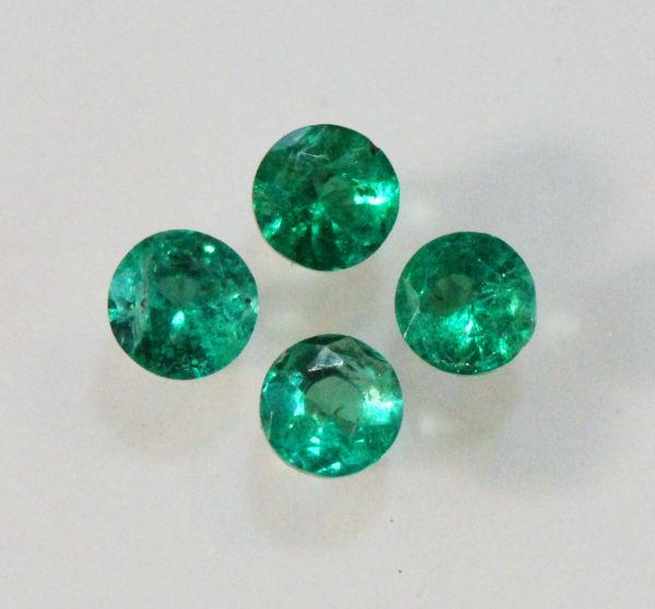 Diamond-cut Emeralds - Select Grade