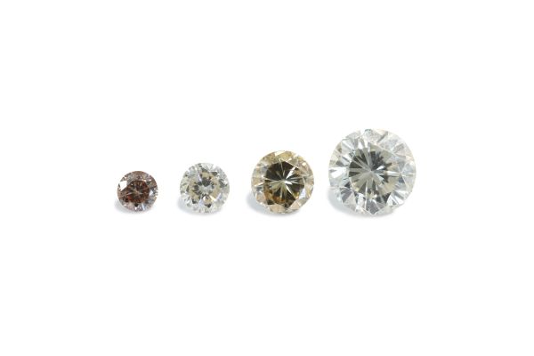 Diamonds Small Brown  - VS/SI Clarity