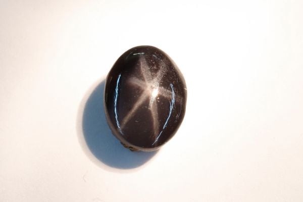 star spinel oval
