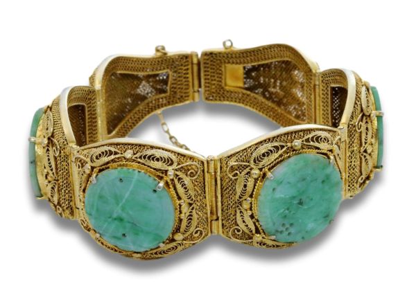 Vintage Carved Jadeite Panels in Vermeil Bracelet