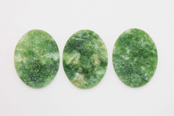 Wyoming Jade Oval Discs, 1.5mm Thick