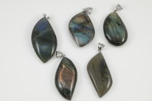 Wholesale Natural Labradorite Pendants